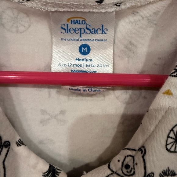 Halo  SleepSack with Black and White design - Picture 3 of 6